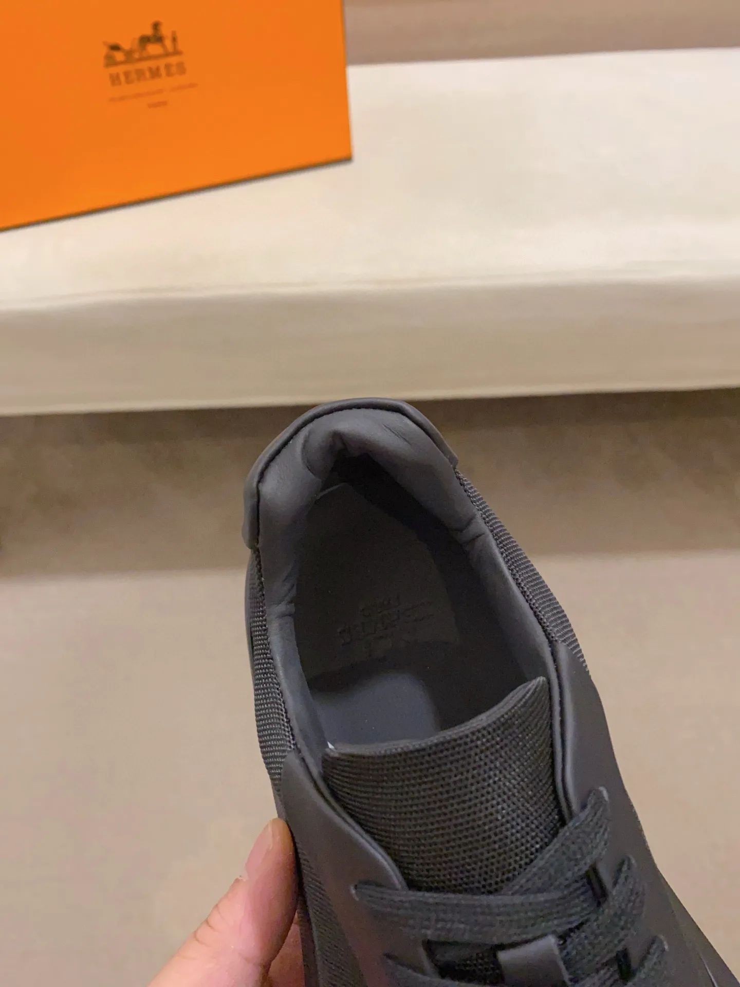 Men's clothing and shoes💰: 600💰《HERMES》【Classic Original Version】Hermès; Top 🔝 Purchasing Agency 🔍🔍Men's latest 🇺🇸 counters are on sale simultaneously, original imported from Italy ▲▲Silk cowhide with breathable fabric ▲▲ (high-end and expensive Qi·Grade) Exquisite workmanship (Italian 🇮🇹Imported water-dyed 🐂cowhide lining) Sole: Original sole provided by the original factory, ⚠️Exclusive double-layer activity·TPR·Rubber·Combined molded outsole; Super·comfortable·wear-resistant·non-slip·environmental protection The real thing is more beautiful if you take the real thing (high quality, follow the order), you can enter and exit the counter at will * Number of yards: 38·39·40·41·42·43·44# (can be customized 45.)